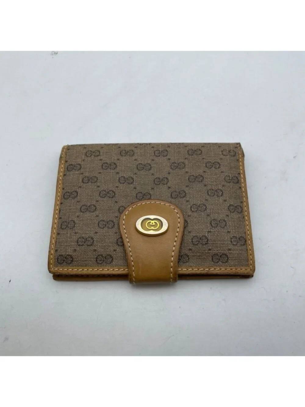 Gucci Micro GG Pattern Card Holder Pass Case Brown